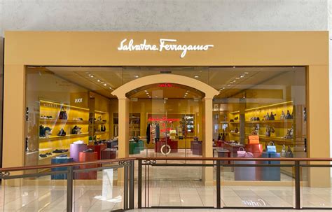 ferragamo store miami